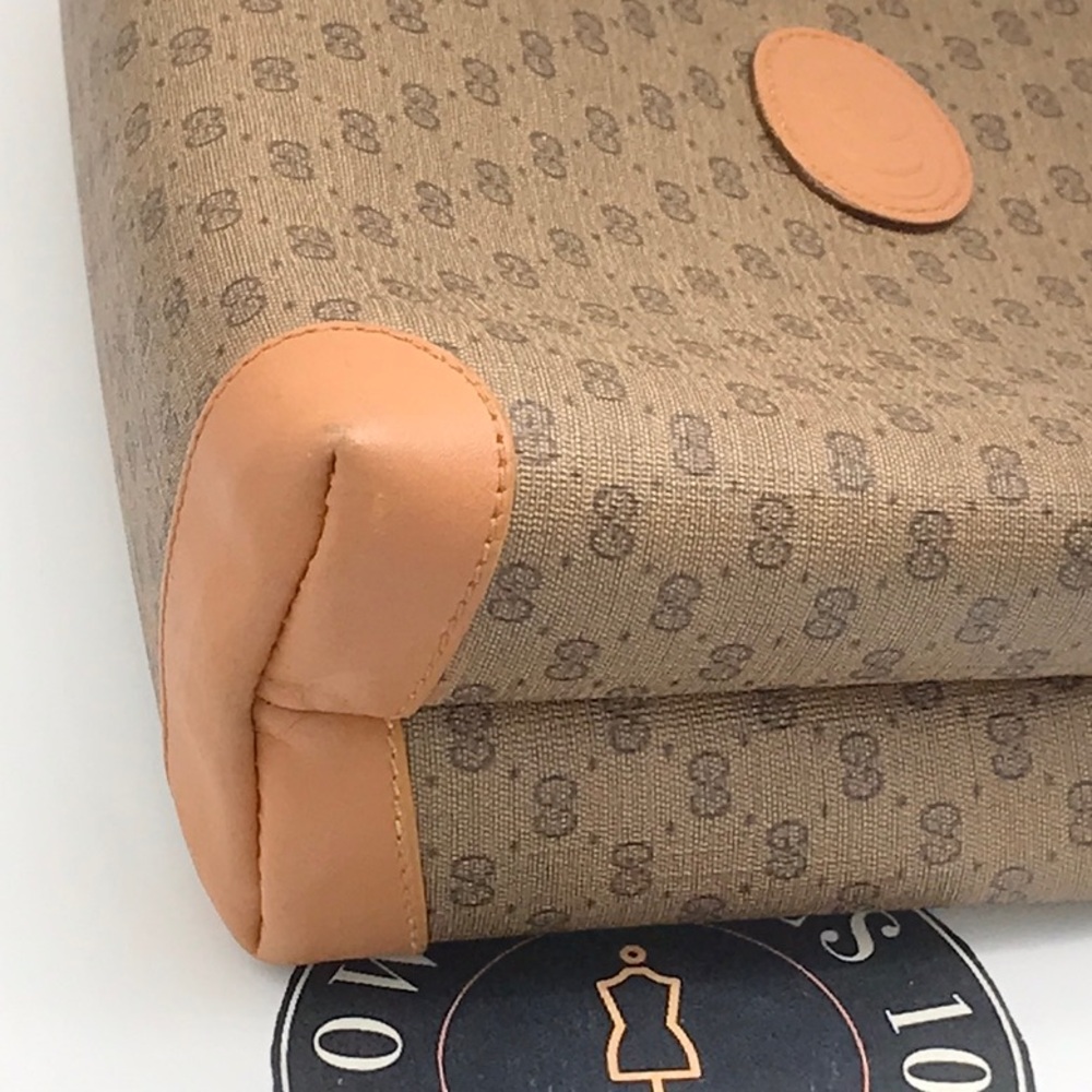 Gucci Brown Leather GG Unisex Toiletry Bag - Picture 10 of 16